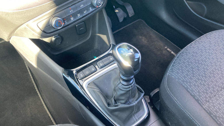 Vauxhall Crossland 1.2 Turbo Design 5dr Petrol Hatchback